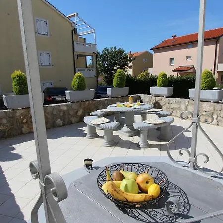 Appartamento Totic Malinska