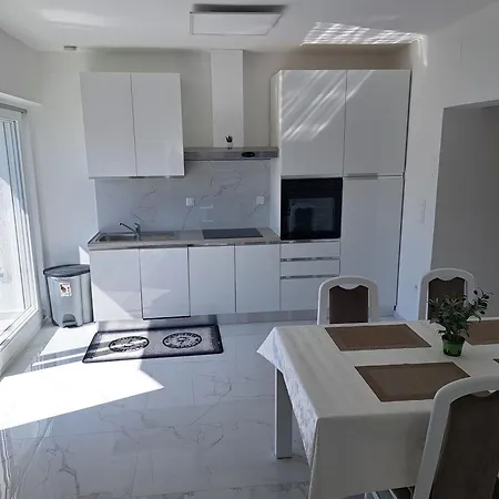 Apartman Totic *